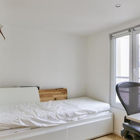Super Studio In The 11Th District Daire Paris Dış mekan fotoğraf