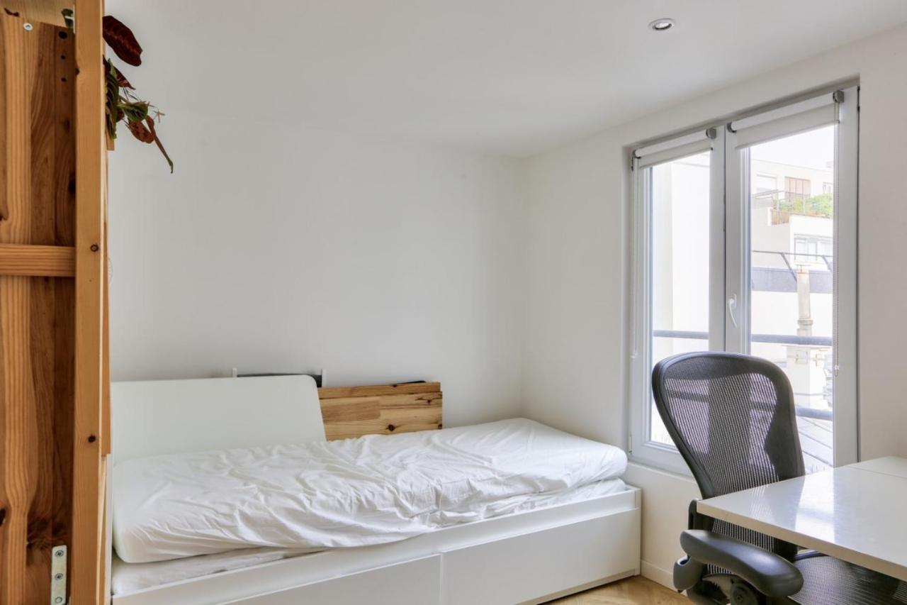 Super Studio In The 11Th District Daire Paris Dış mekan fotoğraf