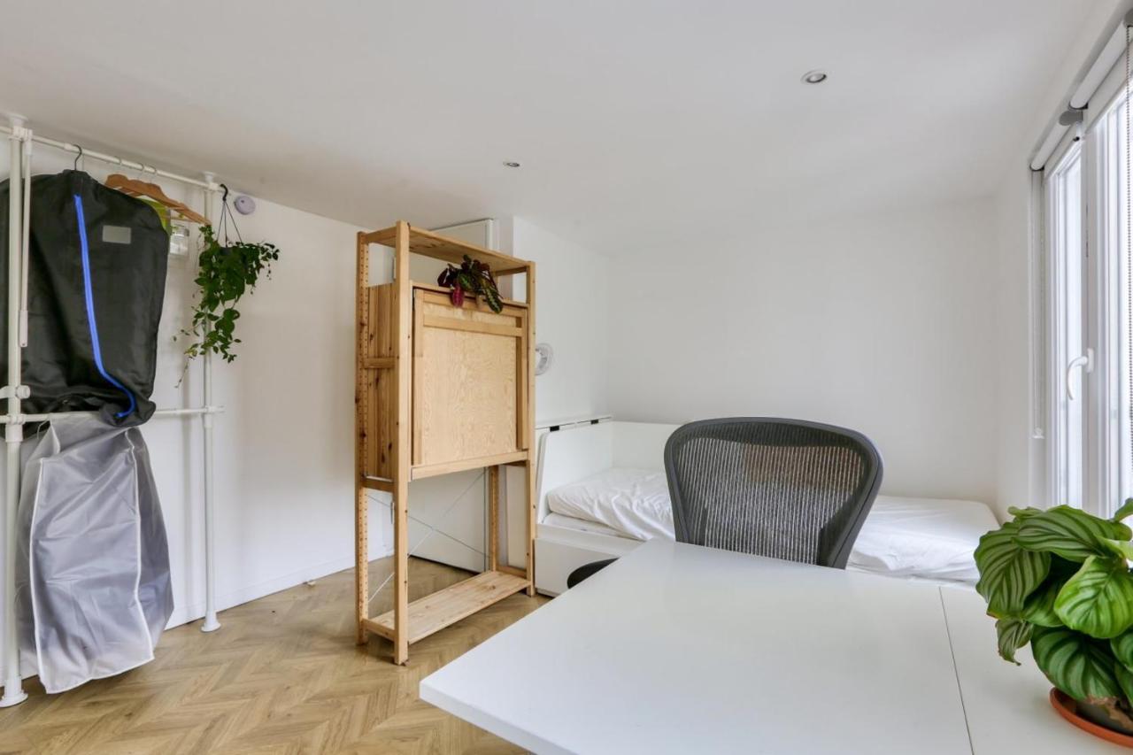 Super Studio In The 11Th District Daire Paris Dış mekan fotoğraf